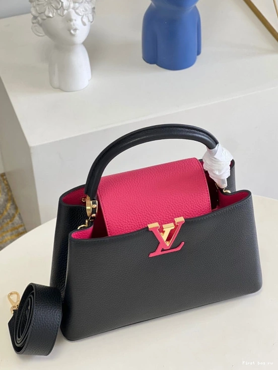 First bag ru Louis MM Vuitton CAPUCINES 0805